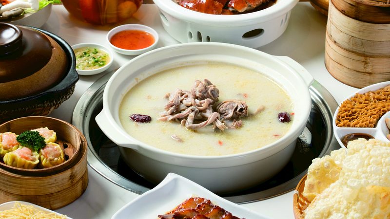 以一家日销量约100杯奶茶的店铺为例，其原料备货情况如下：